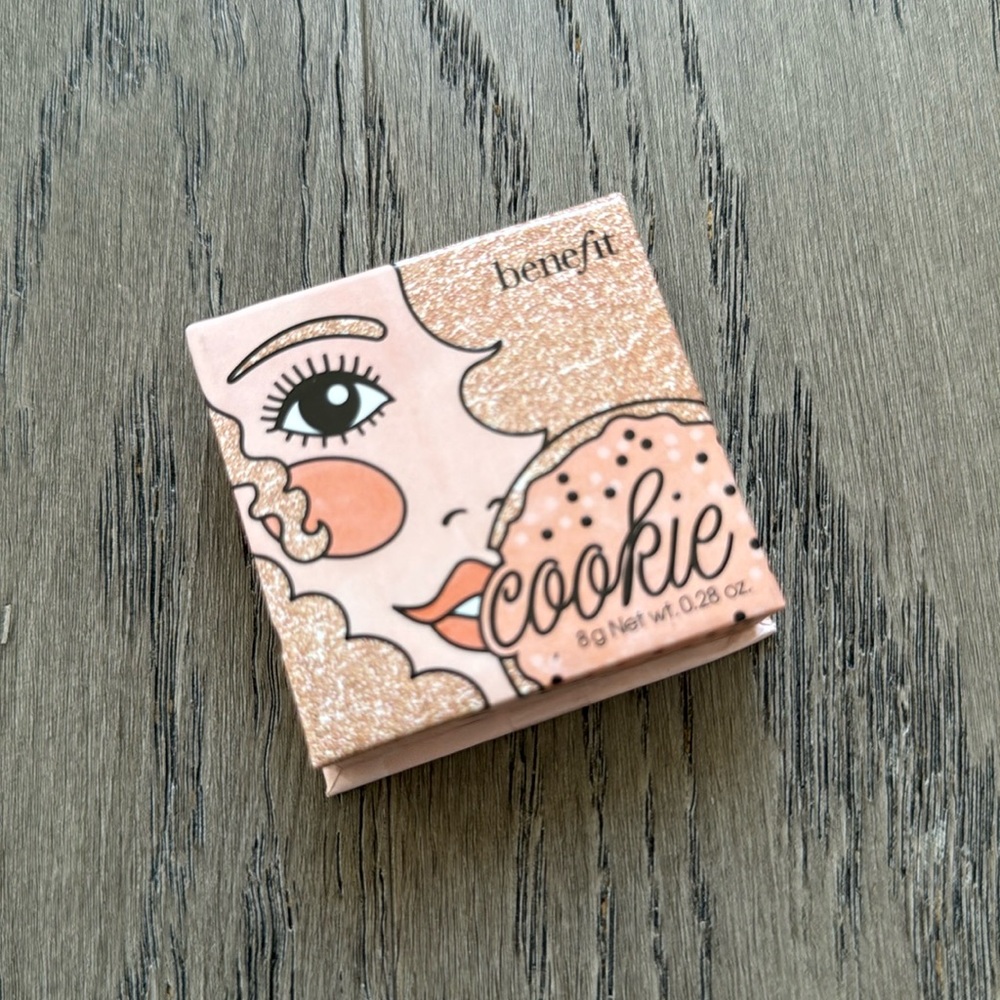 🆕 Benefit Cookie Highlight Powder